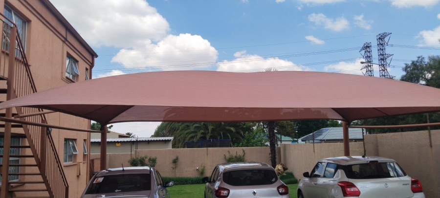 1 Bedroom Property for Sale in Randhart Gauteng