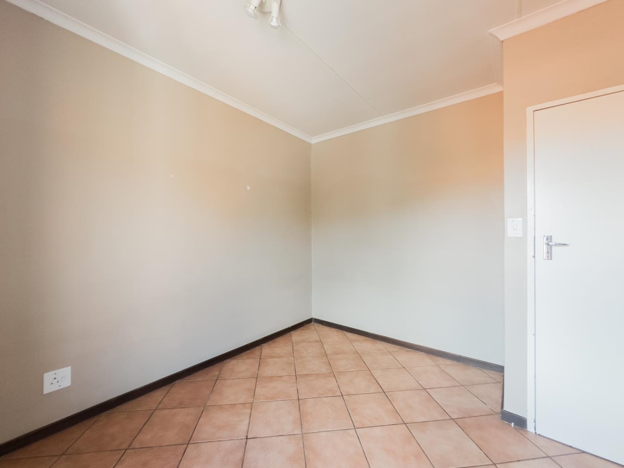 2 Bedroom Property for Sale in Mooikloof Ridge Gauteng