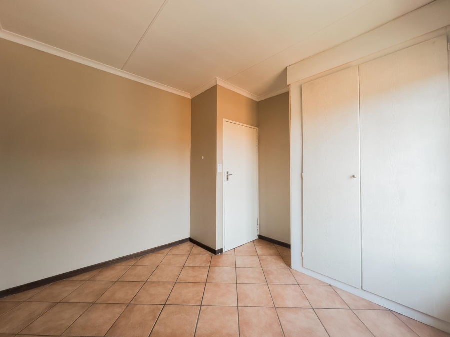 2 Bedroom Property for Sale in Mooikloof Ridge Gauteng