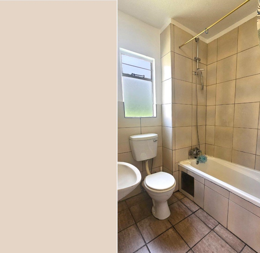 1 Bedroom Property for Sale in Radiokop Gauteng