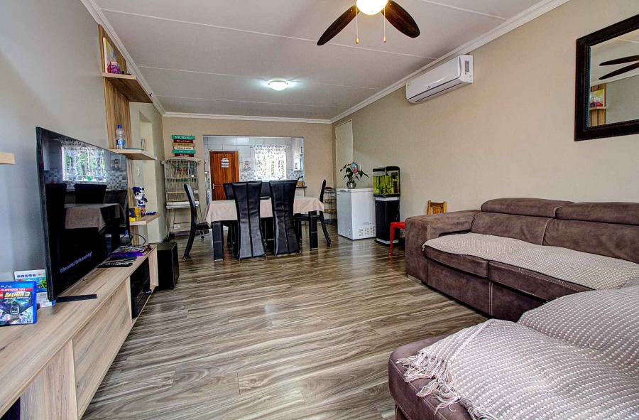 3 Bedroom Property for Sale in Wilgeheuwel Gauteng