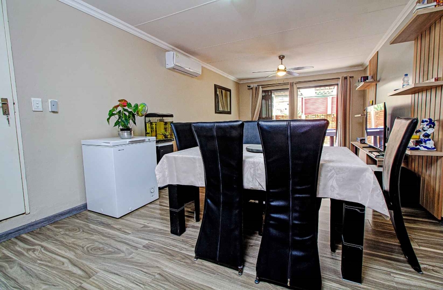 3 Bedroom Property for Sale in Wilgeheuwel Gauteng
