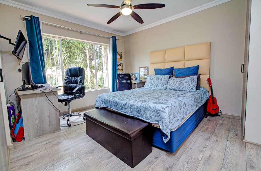 3 Bedroom Property for Sale in Wilgeheuwel Gauteng