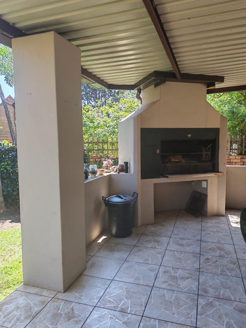 2 Bedroom Property for Sale in Eldoraigne Gauteng