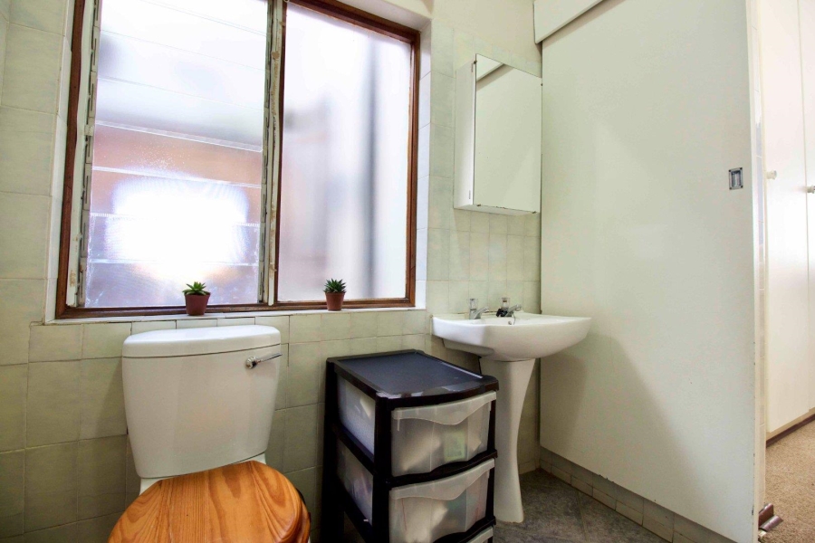 3 Bedroom Property for Sale in Die Hoewes Gauteng