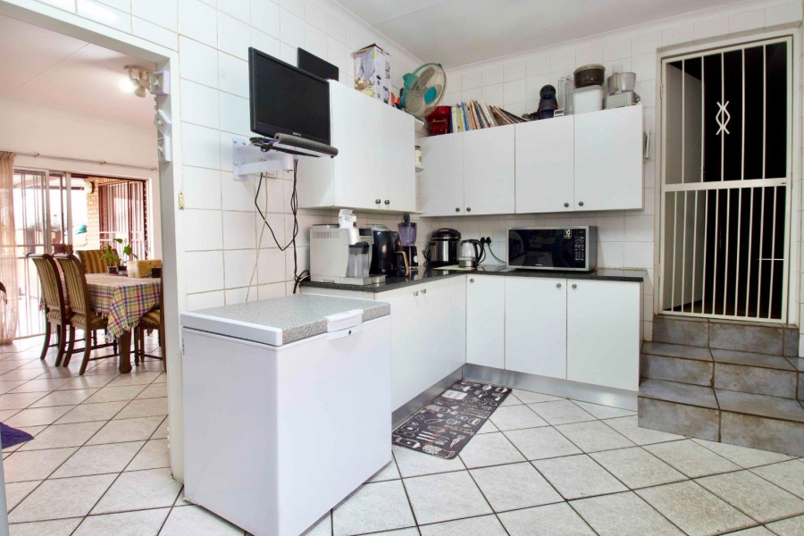 5 Bedroom Property for Sale in Highveld Gauteng