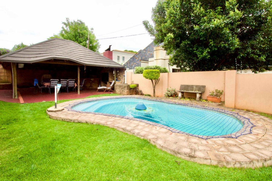 5 Bedroom Property for Sale in Highveld Gauteng