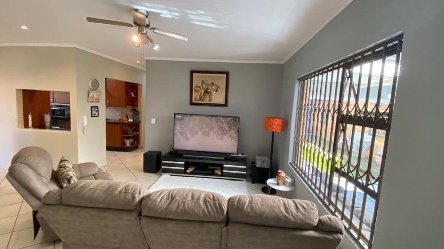 3 Bedroom Property for Sale in New Redruth Gauteng