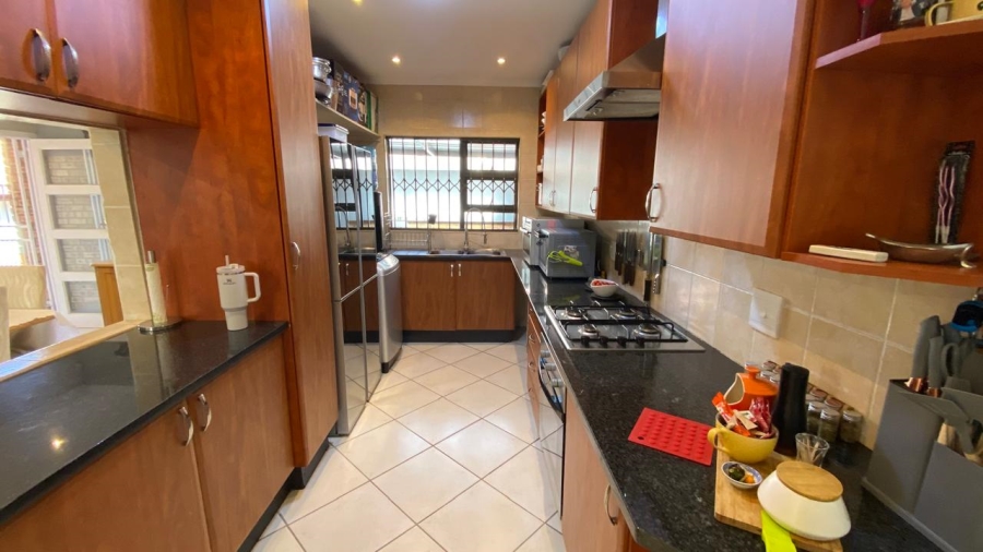 3 Bedroom Property for Sale in New Redruth Gauteng