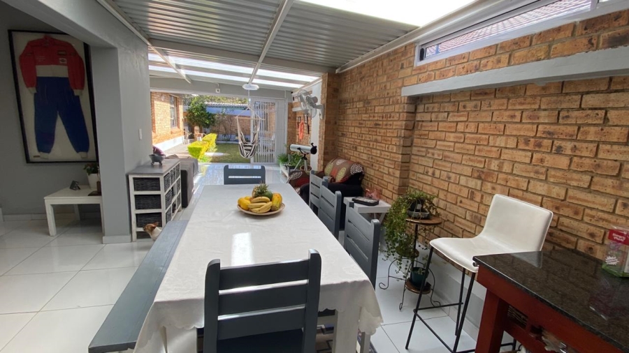 3 Bedroom Property for Sale in New Redruth Gauteng