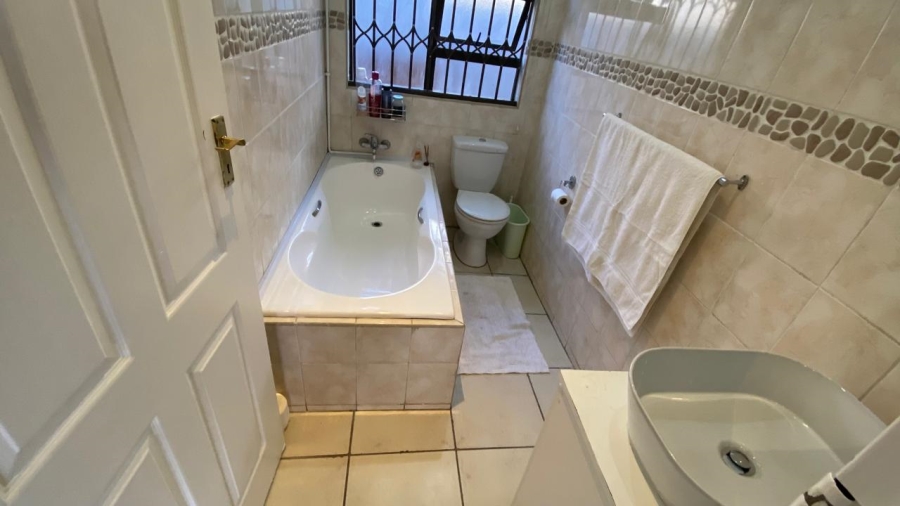 3 Bedroom Property for Sale in New Redruth Gauteng