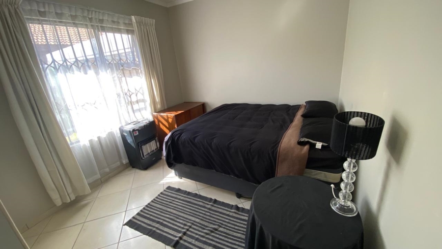 3 Bedroom Property for Sale in New Redruth Gauteng