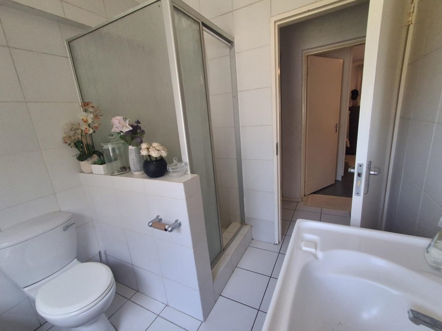 2 Bedroom Property for Sale in Bassonia Gauteng