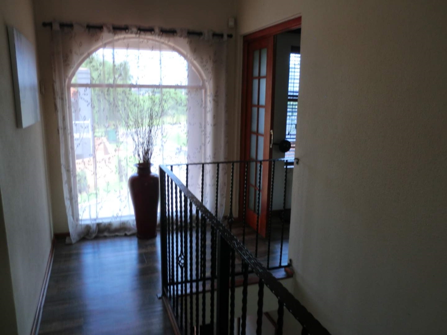 4 Bedroom Property for Sale in Van Riebeeck Park Gauteng