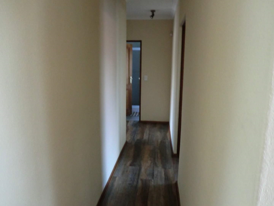 4 Bedroom Property for Sale in Van Riebeeck Park Gauteng