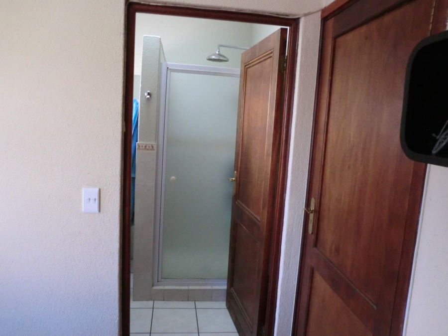 4 Bedroom Property for Sale in Van Riebeeck Park Gauteng