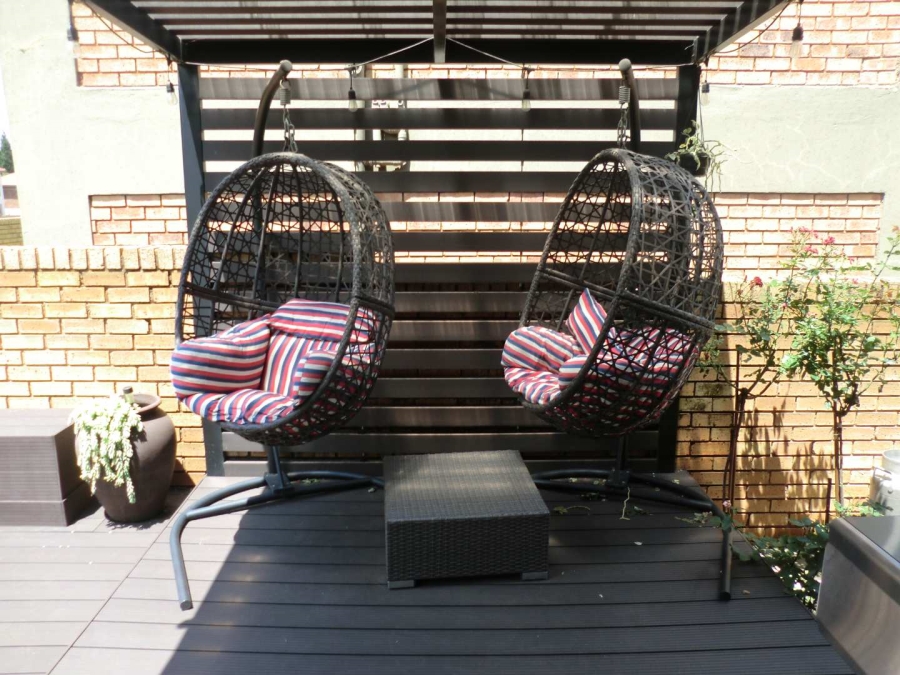 4 Bedroom Property for Sale in Van Riebeeck Park Gauteng