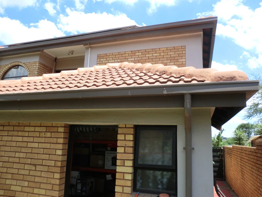 4 Bedroom Property for Sale in Van Riebeeck Park Gauteng