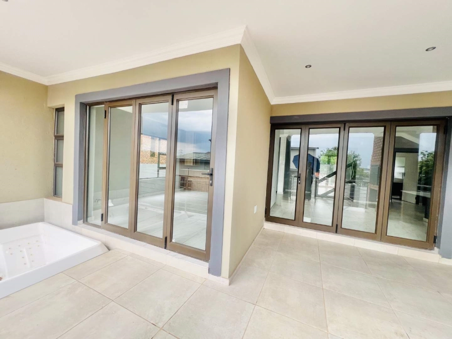 5 Bedroom Property for Sale in Roodeplaat Gauteng