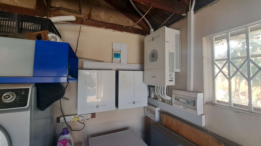 To Let 1 Bedroom Property for Rent in Blairgowrie Gauteng