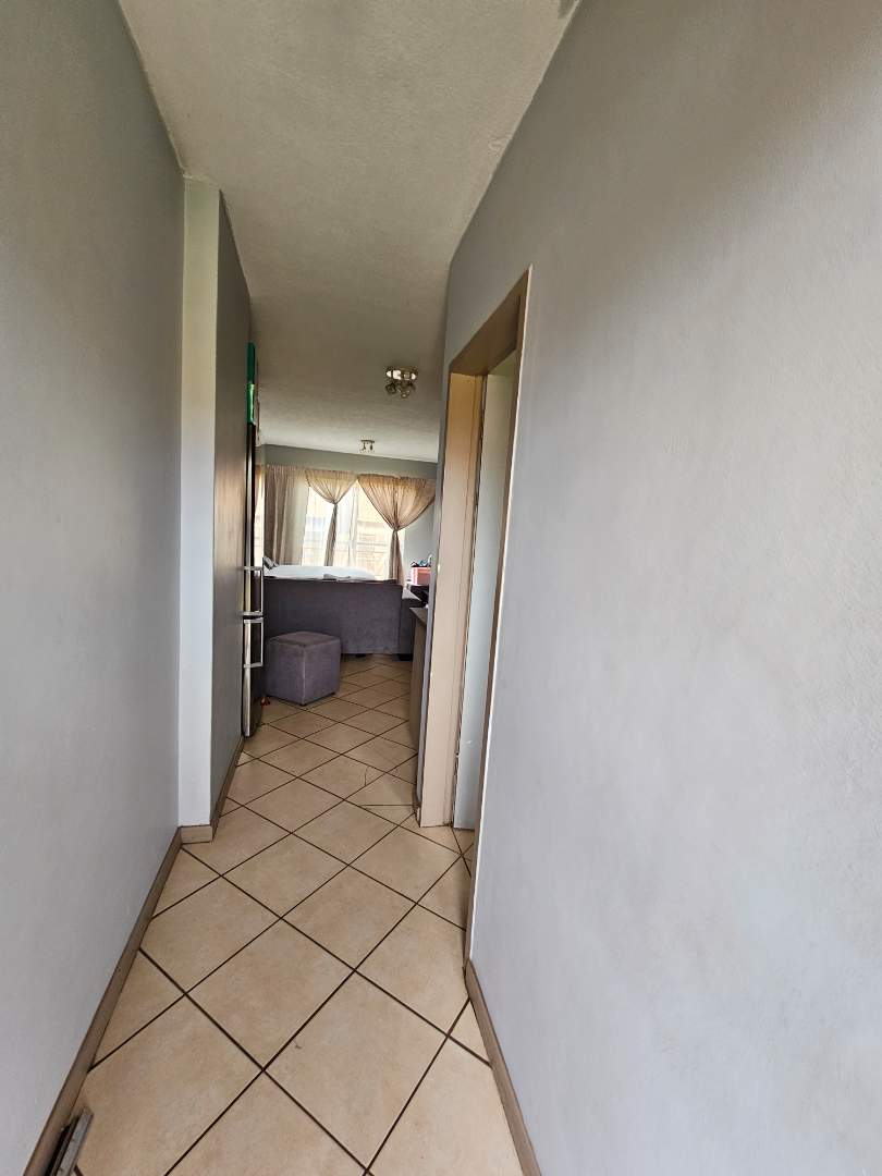 1 Bedroom Property for Sale in Karenpark Gauteng