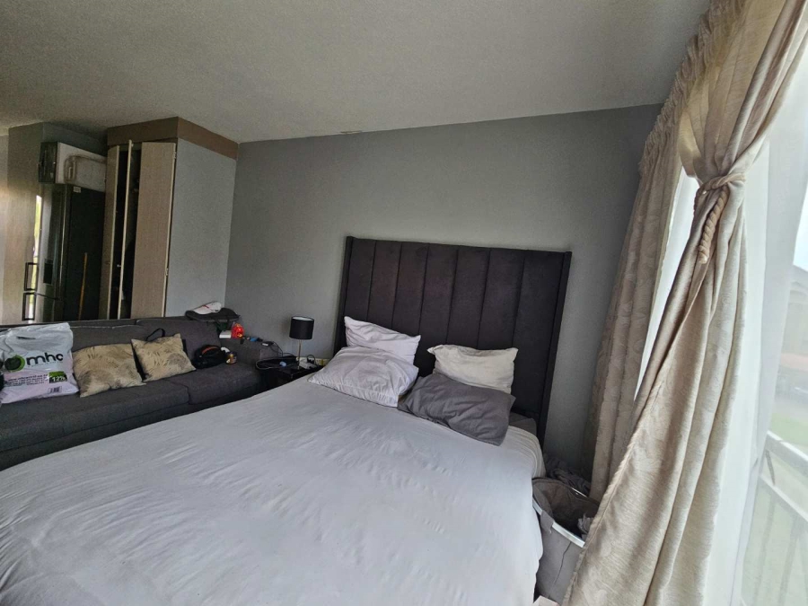 1 Bedroom Property for Sale in Karenpark Gauteng