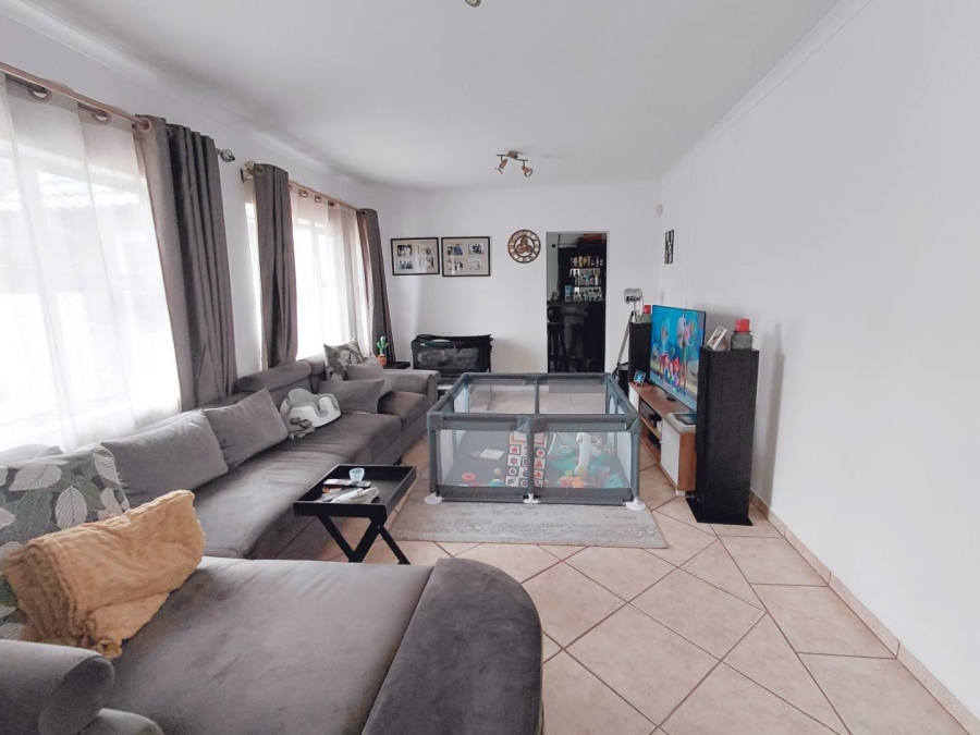 4 Bedroom Property for Sale in Birchleigh Gauteng