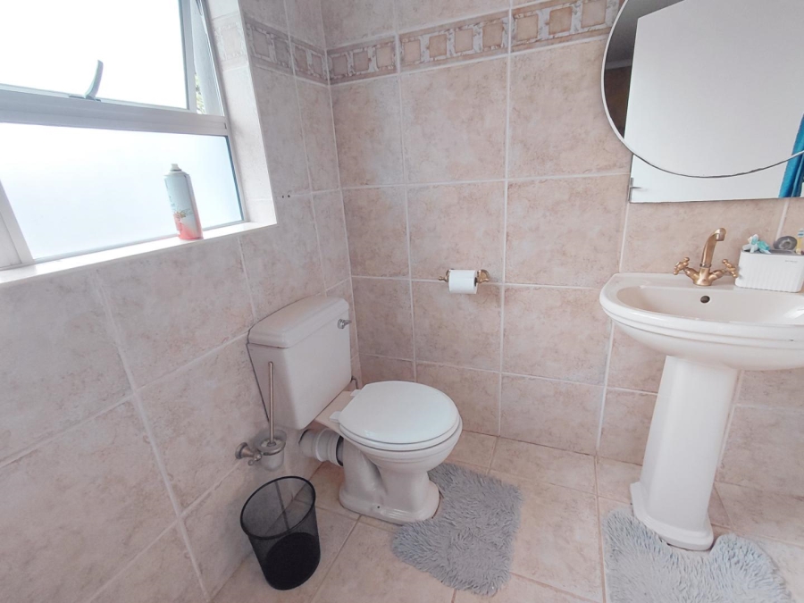 4 Bedroom Property for Sale in Birchleigh Gauteng