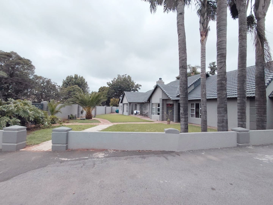 4 Bedroom Property for Sale in Birchleigh Gauteng