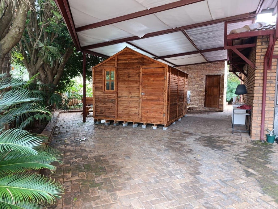 4 Bedroom Property for Sale in Van Riebeeck Park Gauteng