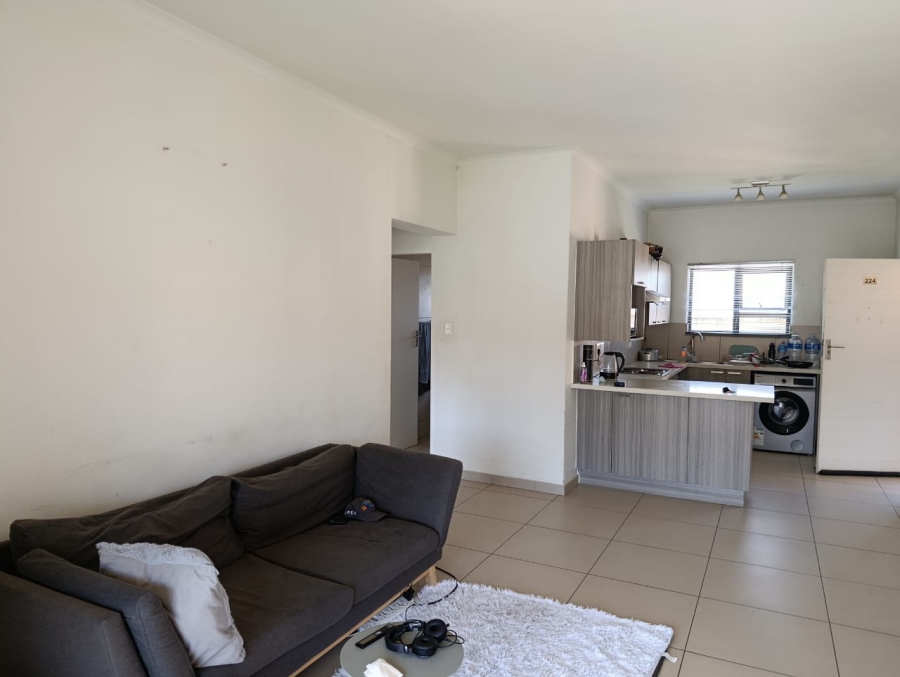 2 Bedroom Property for Sale in Lilianton Gauteng