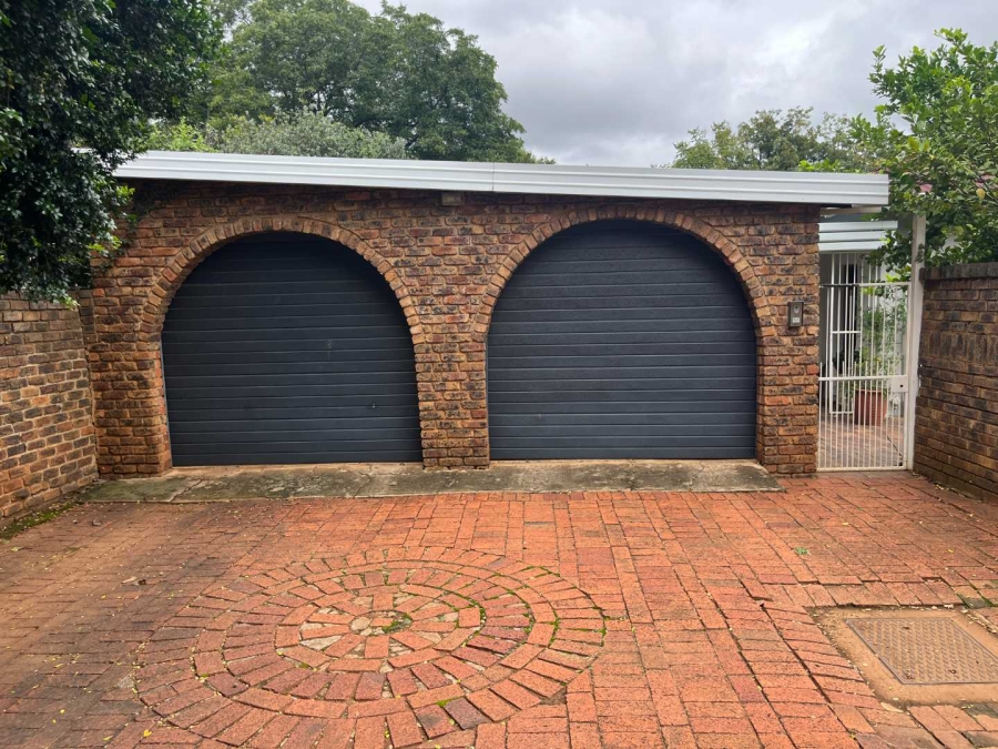 4 Bedroom Property for Sale in Rietondale Gauteng