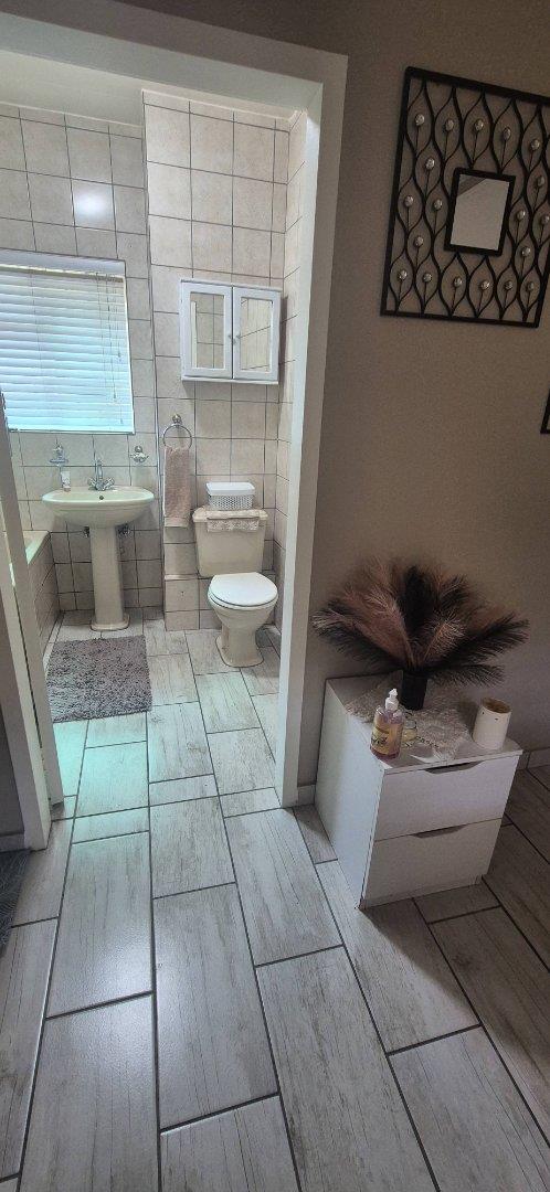 3 Bedroom Property for Sale in Brackenhurst Gauteng