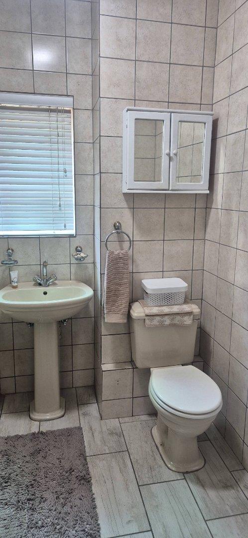 3 Bedroom Property for Sale in Brackenhurst Gauteng