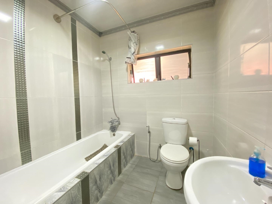 4 Bedroom Property for Sale in Evans Park Gauteng