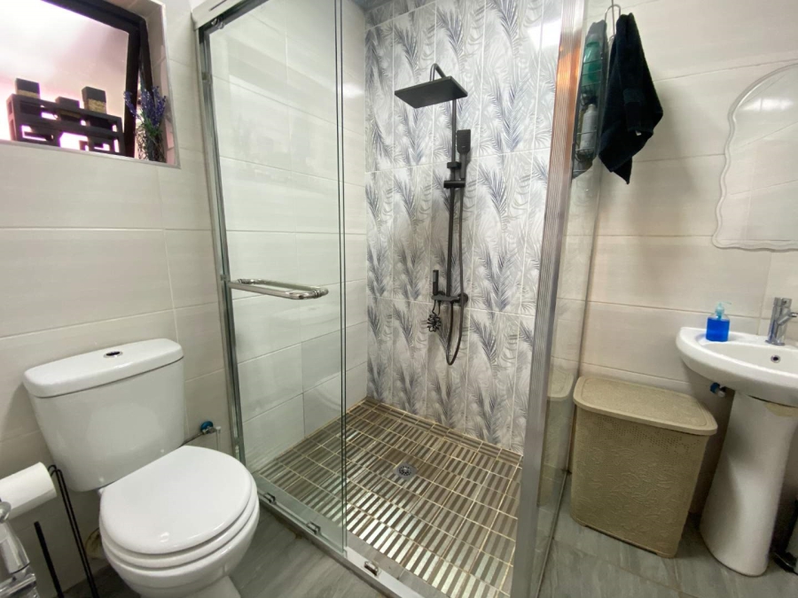 4 Bedroom Property for Sale in Evans Park Gauteng