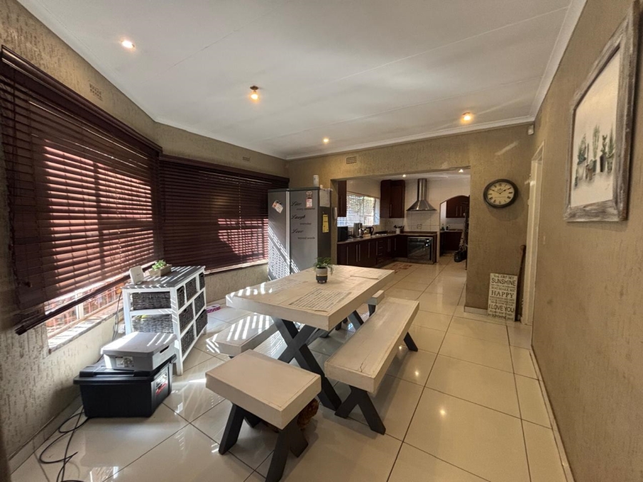 3 Bedroom Property for Sale in Glenvista Gauteng