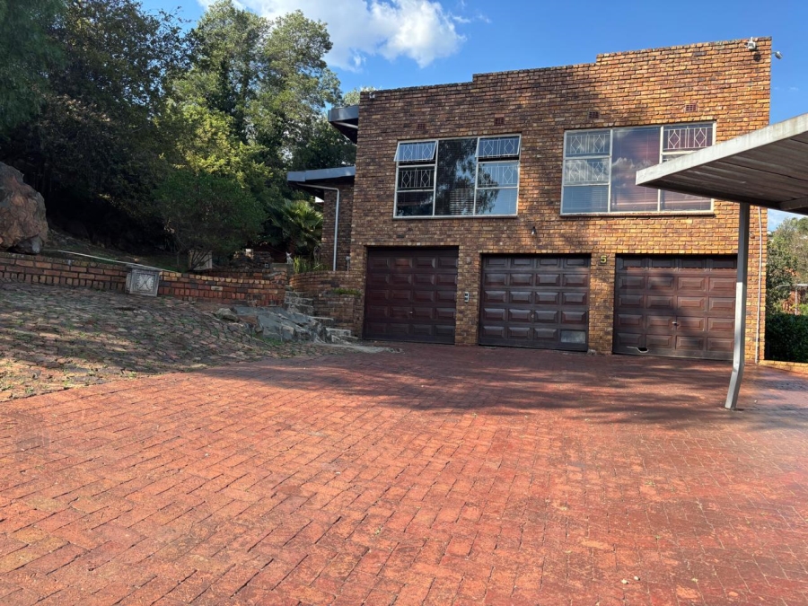 3 Bedroom Property for Sale in Glenvista Gauteng