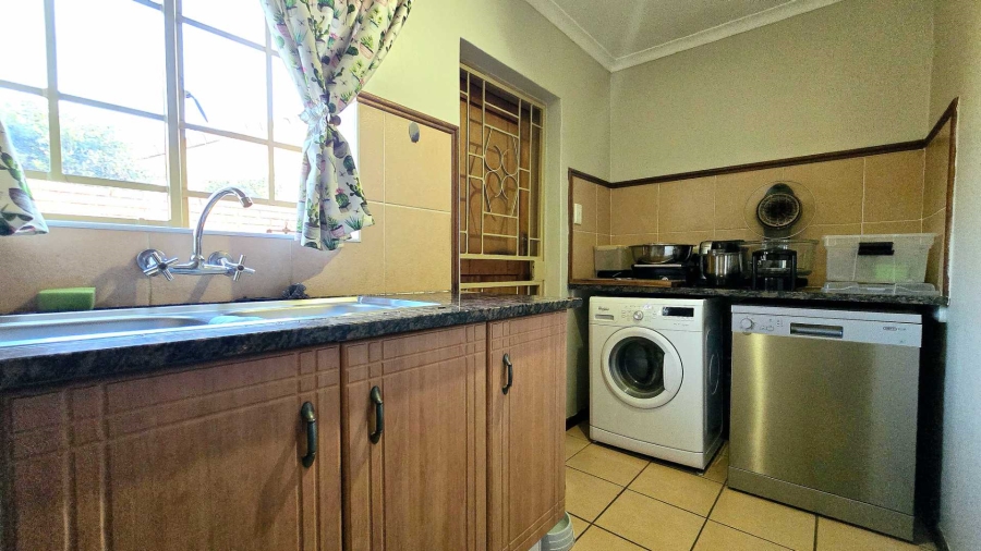 3 Bedroom Property for Sale in Equestria Gauteng