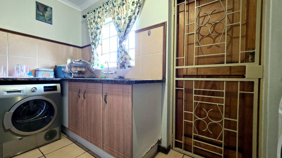 3 Bedroom Property for Sale in Equestria Gauteng