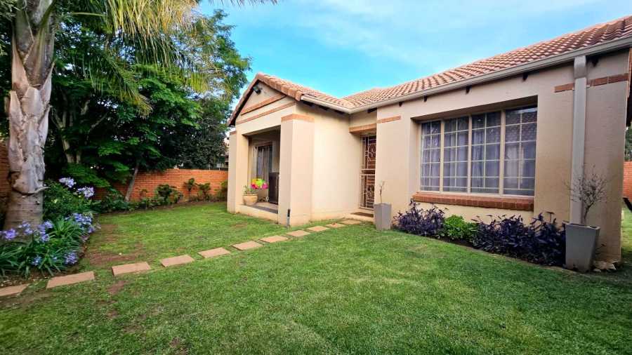 3 Bedroom Property for Sale in Equestria Gauteng