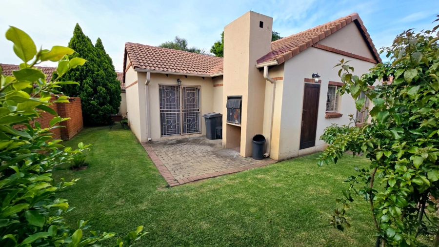3 Bedroom Property for Sale in Equestria Gauteng