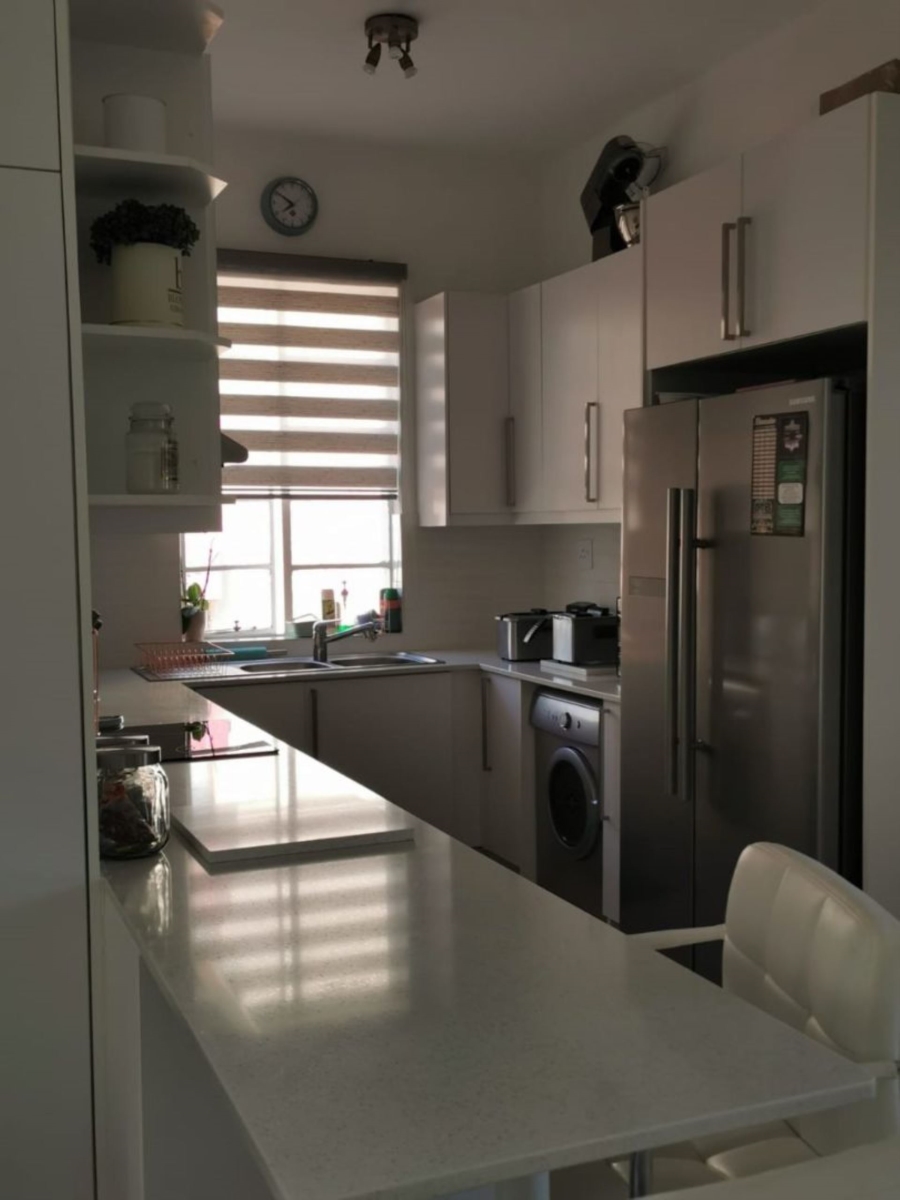 2 Bedroom Property for Sale in Killarney Gauteng