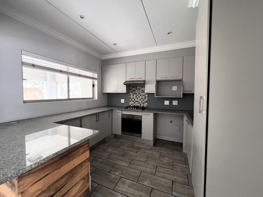 3 Bedroom Property for Sale in Noordhang Gauteng