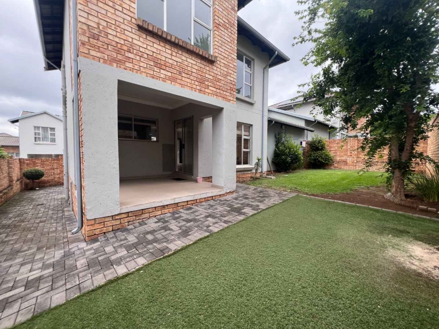 3 Bedroom Property for Sale in Noordhang Gauteng