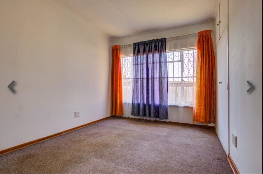 4 Bedroom Property for Sale in Aston Manor Gauteng