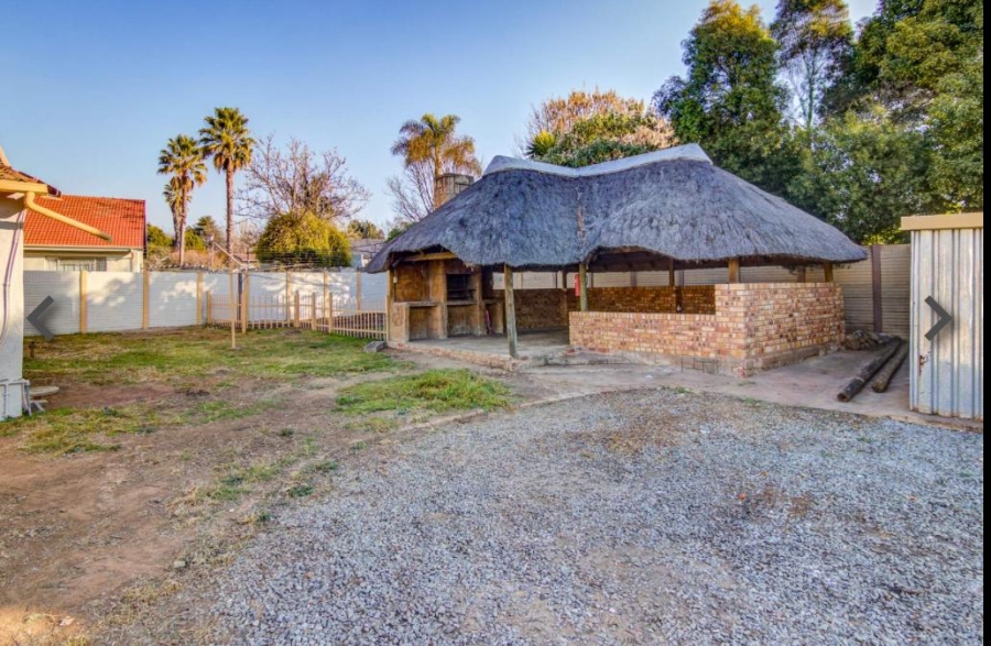 4 Bedroom Property for Sale in Aston Manor Gauteng