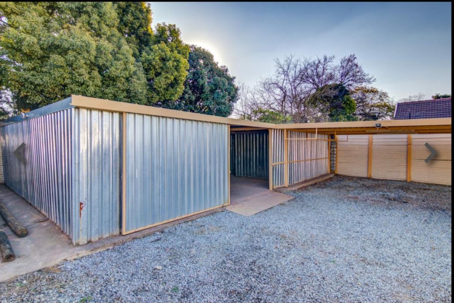 4 Bedroom Property for Sale in Aston Manor Gauteng