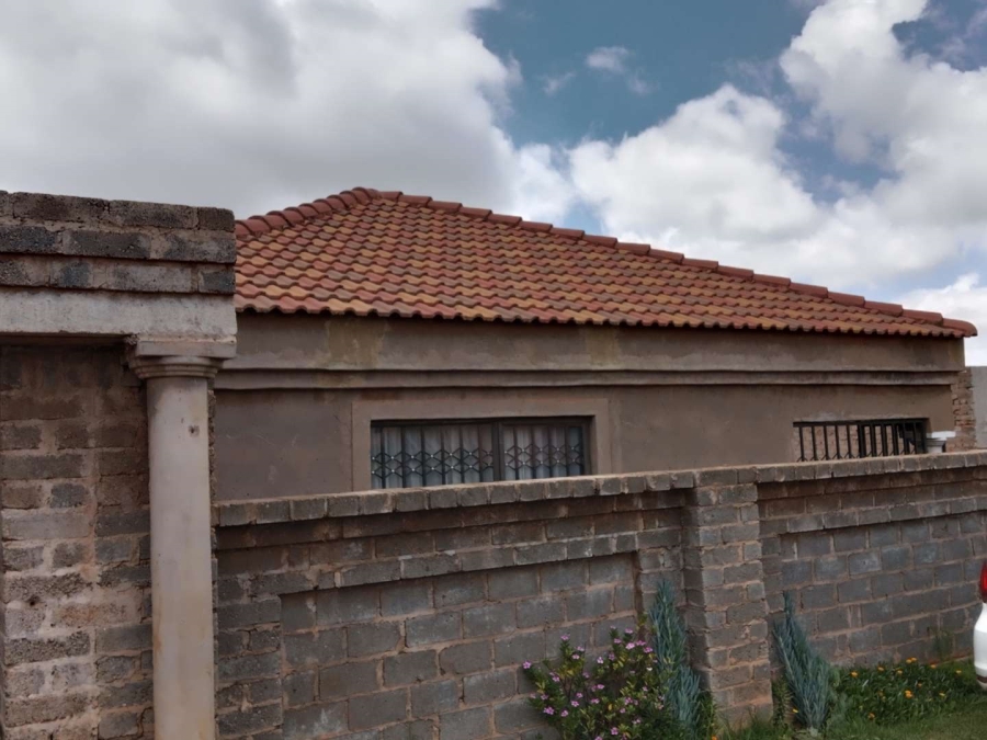 4 Bedroom Property for Sale in Orange Farm Gauteng