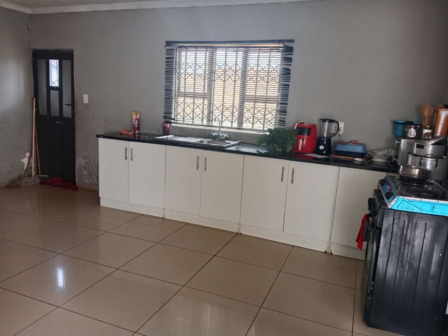 4 Bedroom Property for Sale in Orange Farm Gauteng